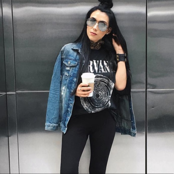 Zara Jackets & Blazers - Zara denim/jean jacket